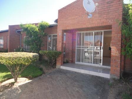 2 Bedroom Property for Sale in Ladybrand Free State
